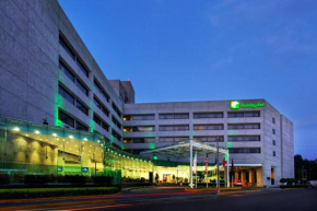 Гостиница Holiday Inn Mexico City-Plaza Universidad, an IHG Hotel  Мехико